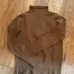 Women’s French Connection Brown Turtleneck Sweater XS
